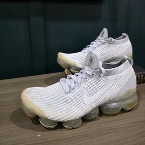 Nike Vapor Max Flyknit 3 Pure Silver Platinum Womens Size 8.5 Running